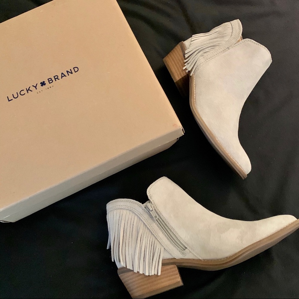 • [Lucky Brand] Suede Fringe Booties • - Picture 5 of 15